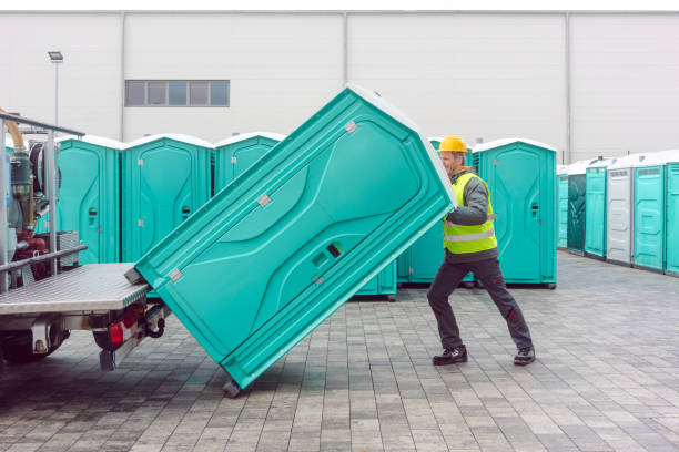 Best Porta potty delivery and setup  in Como, WI